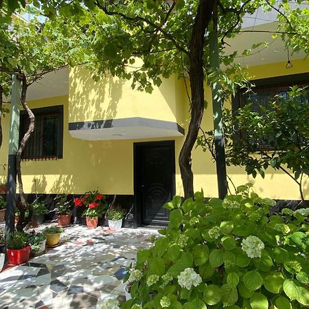 H&A Guest House Golem  Exterior foto
